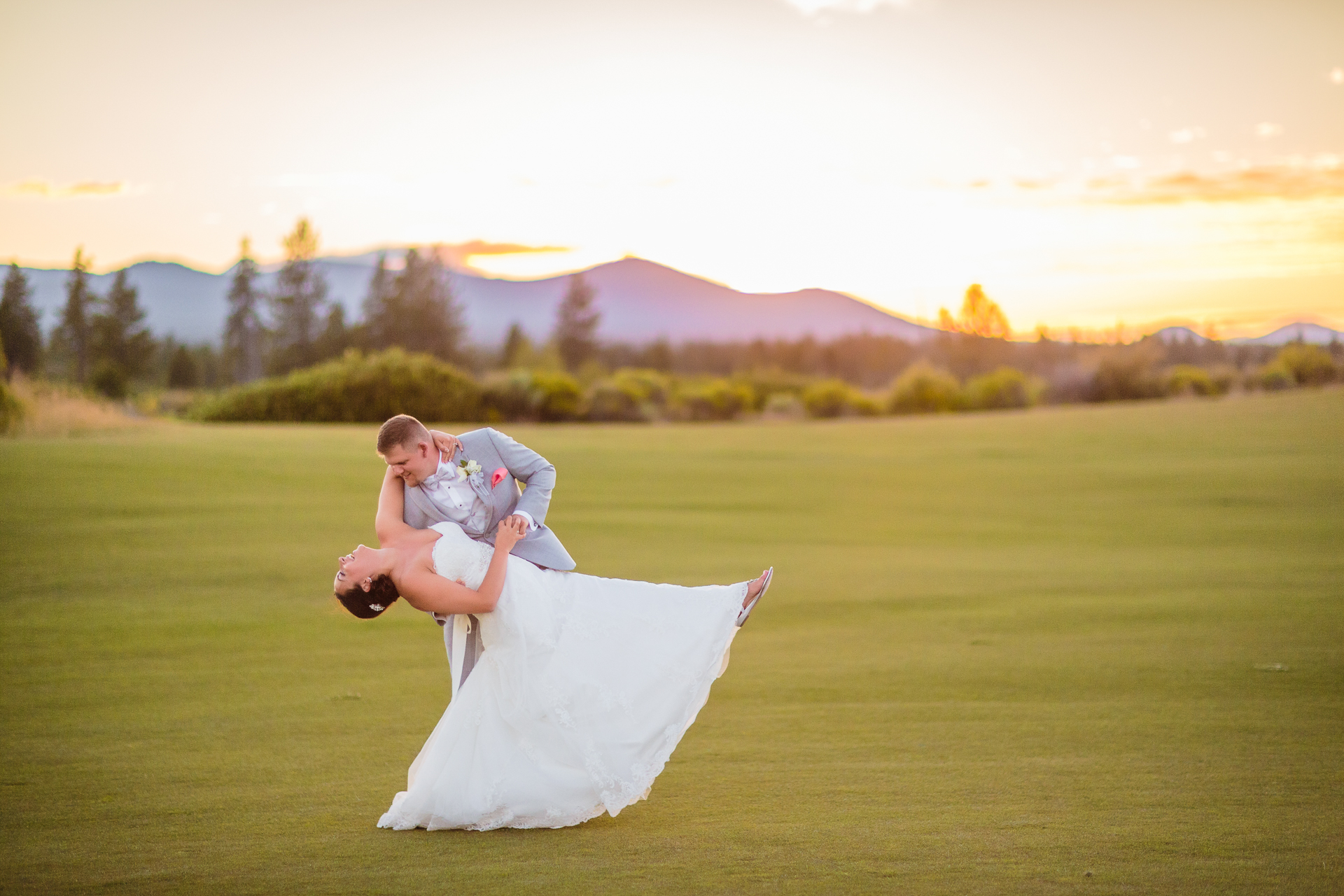 Your Complete Guide to Weddings in Bend, Oregon