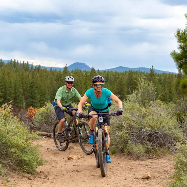 Wellness meets adventure - Start your day with a scenic morning walk, hit the greens for a round of golf, explore weekend hikes, flow through outdoor yoga, or set out on a mountain bike. Breathe in nature, stay active, and feel refreshed. What’s your next move? 

🏷️Tetherow | Bend, OR
#nationalexerciseday #visitbend  #NewYearWellness #OutdoorAdventures #HealthyLiving