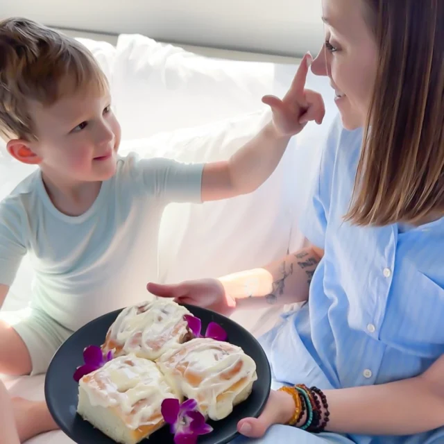 Treat the special woman in your life to a day of relaxation and beauty at Tetherow. Whether it’s a delicious brunch, a peaceful walk through our scenic grounds, or simply enjoying quality time together, we’ve got the perfect setting to make her feel cherished. 

🏷️Tetherow | Bend, OR
#MothersDay #CelebrateMom #MothersDayBrunch #QualityTime #CherishTheMoment